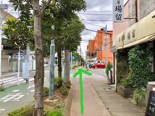 線路沿いの画像